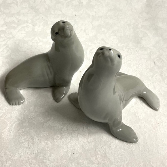 OTAGIRI Seals Figurines - Picture 1 of 5